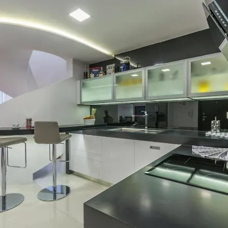 Apartmán Ferienwohnung In Novigrad Mit Whirlpool *