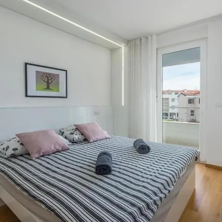 Apartment Ferienwohnung In Novigrad Mit Whirlpool Novigrad Istria