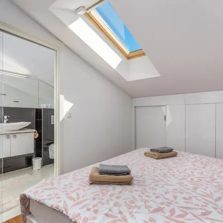 Apartment Ferienwohnung In Novigrad Mit Whirlpool *