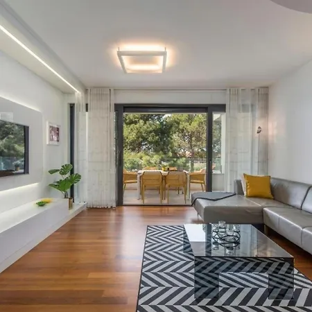 Ferienwohnung In Novigrad Mit Whirlpool * Novigrad Istria